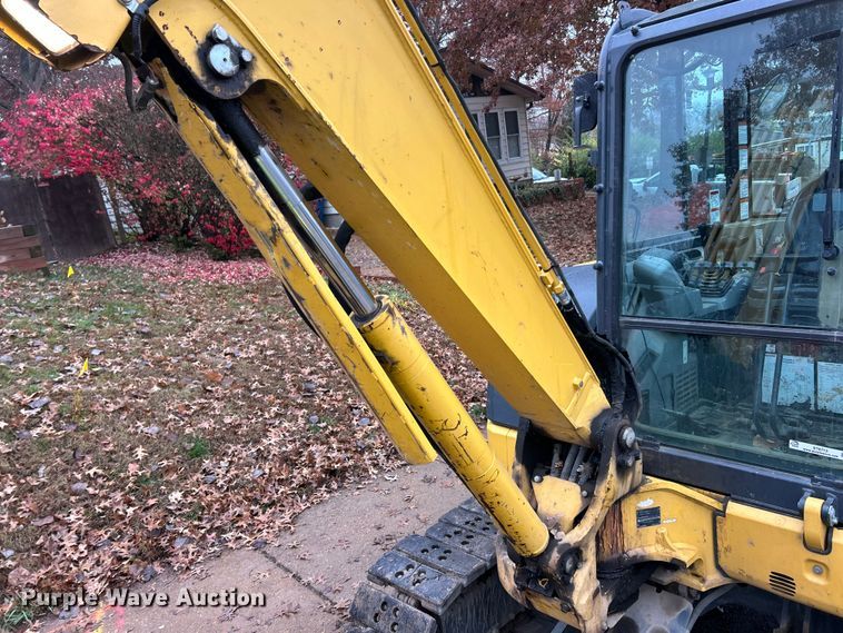 image for item ET6713 2020 Komatsu PC55MR-5 mini excavator