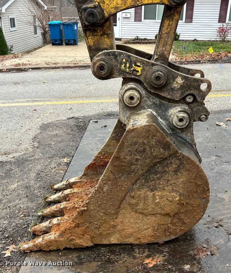 image for item ET6713 2020 Komatsu PC55MR-5 mini excavator