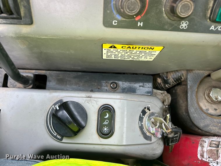 image for item ET6713 2020 Komatsu PC55MR-5 mini excavator