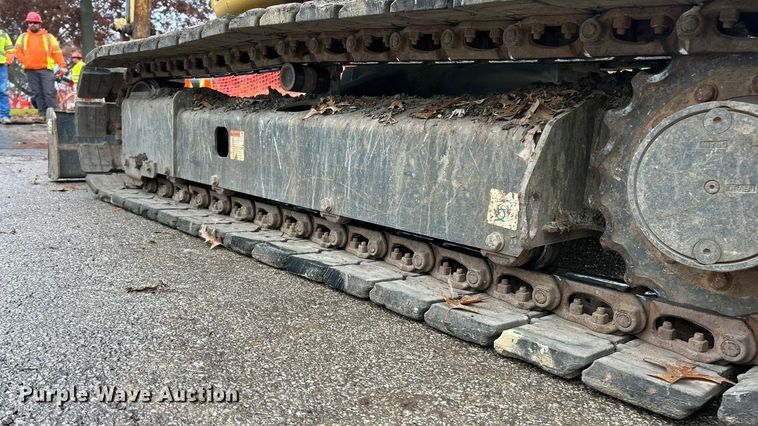 image for item ET6713 2020 Komatsu PC55MR-5 mini excavator