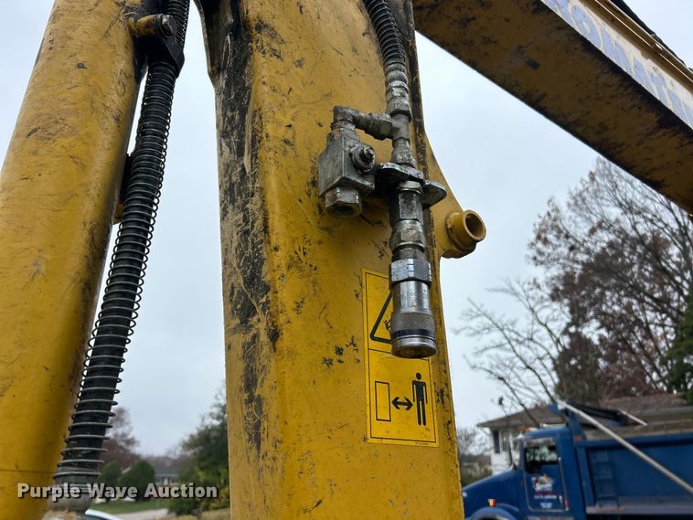 image for item ET6714 2022 Komatsu PC55MR-5 mini excavator