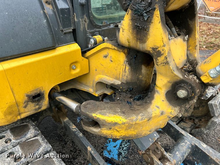 image for item ET6714 2022 Komatsu PC55MR-5 mini excavator
