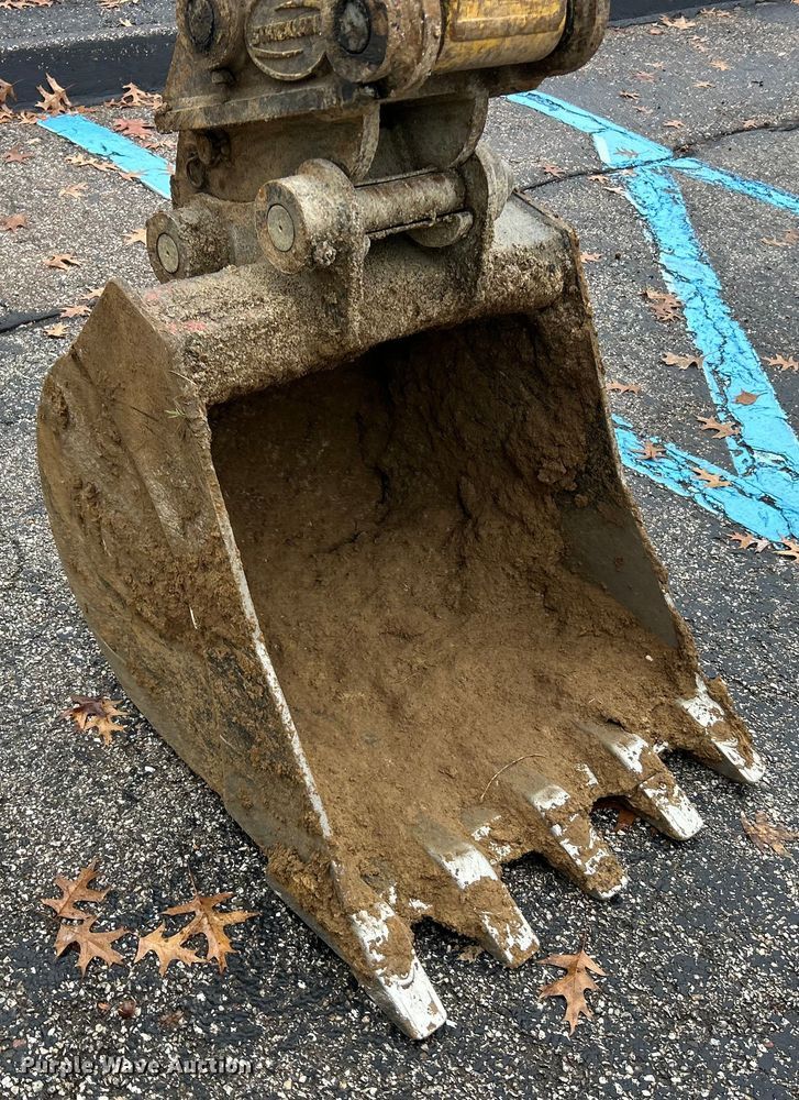 image for item ET6714 2022 Komatsu PC55MR-5 mini excavator