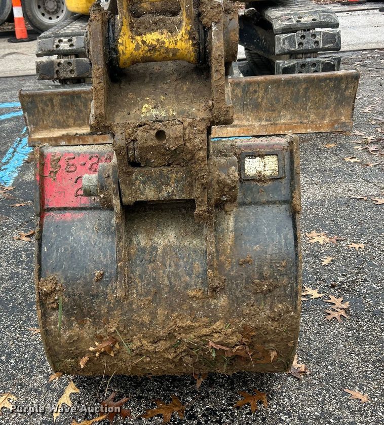 image for item ET6714 2022 Komatsu PC55MR-5 mini excavator