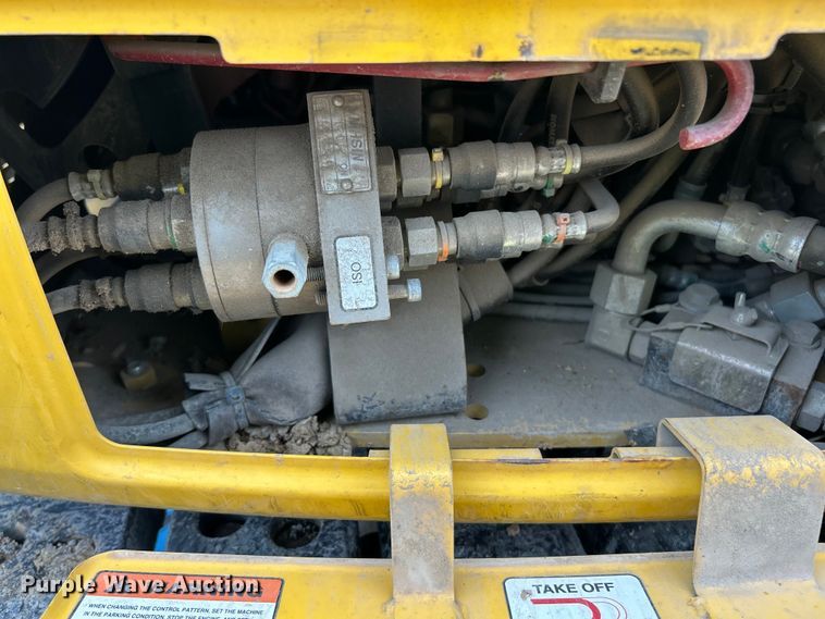 image for item ET6714 2022 Komatsu PC55MR-5 mini excavator