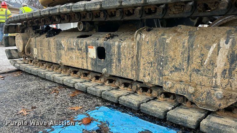 image for item ET6714 2022 Komatsu PC55MR-5 mini excavator