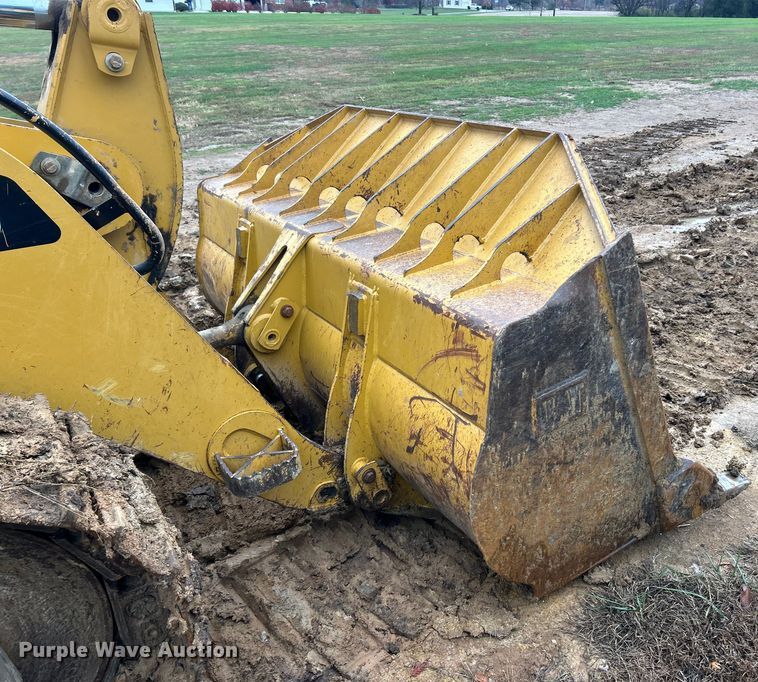 image for item ET6715 2015 Caterpillar 953D track loader