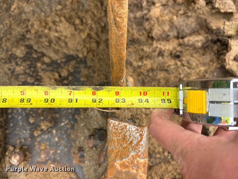 image for item ET6715 2015 Caterpillar 953D track loader