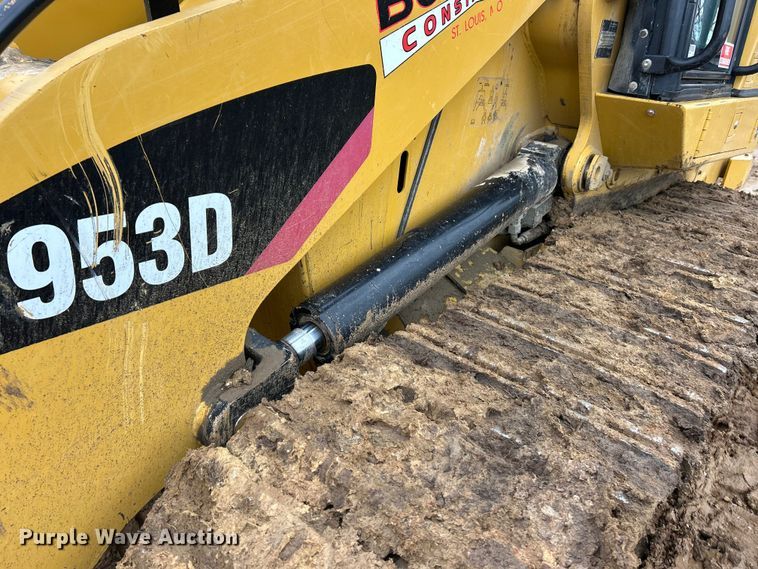 image for item ET6715 2015 Caterpillar 953D track loader