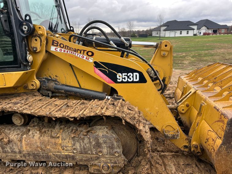 image for item ET6715 2015 Caterpillar 953D track loader