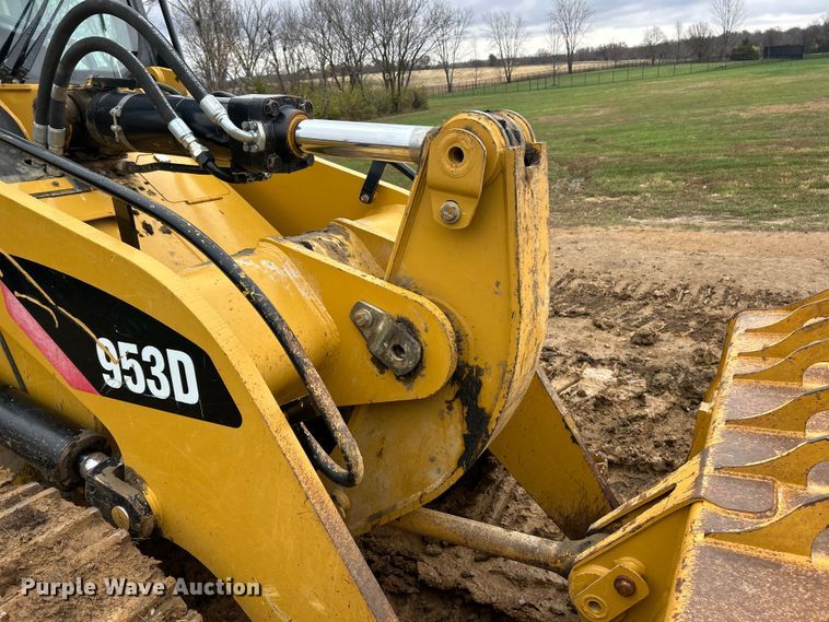 image for item ET6715 2015 Caterpillar 953D track loader