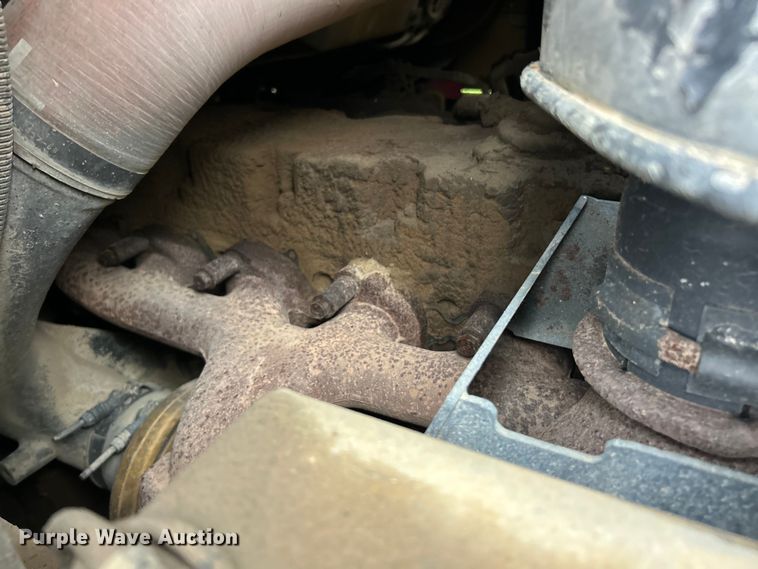 image for item ET6715 2015 Caterpillar 953D track loader