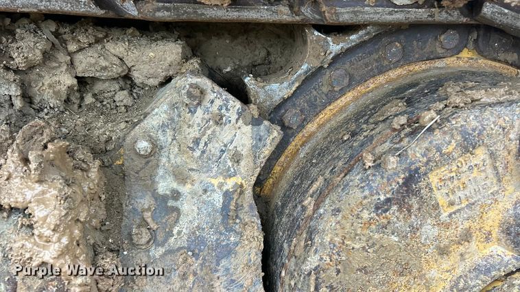 image for item ET6715 2015 Caterpillar 953D track loader