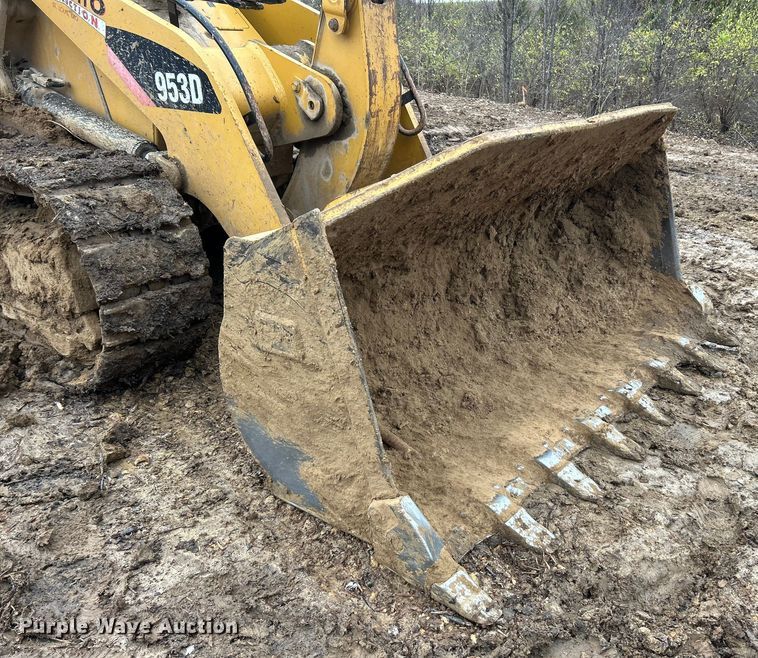 image for item ET6716 2015 Caterpillar 953D track loader