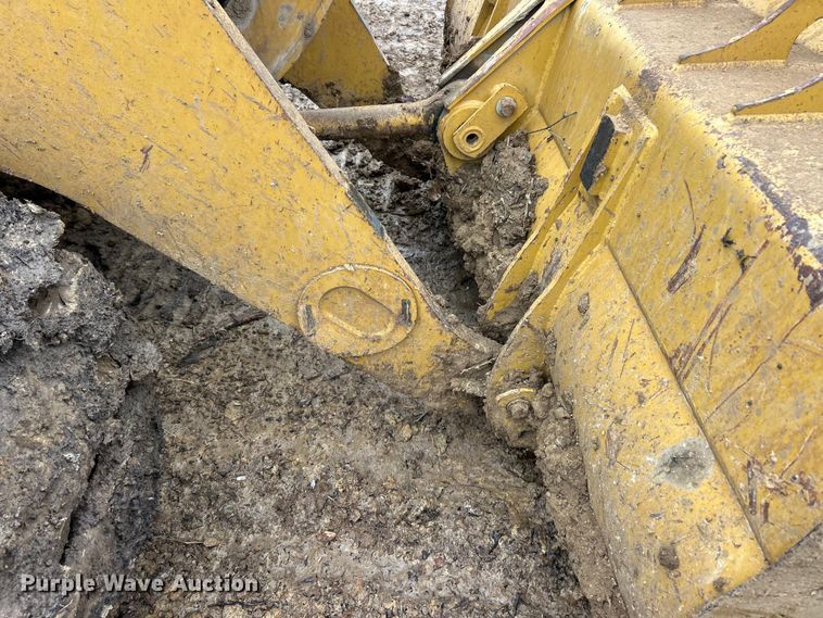 image for item ET6716 2015 Caterpillar 953D track loader