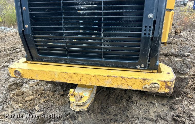 image for item ET6716 2015 Caterpillar 953D track loader