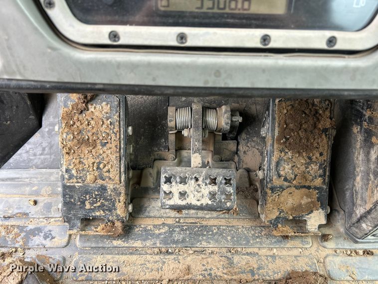 image for item ET6716 2015 Caterpillar 953D track loader