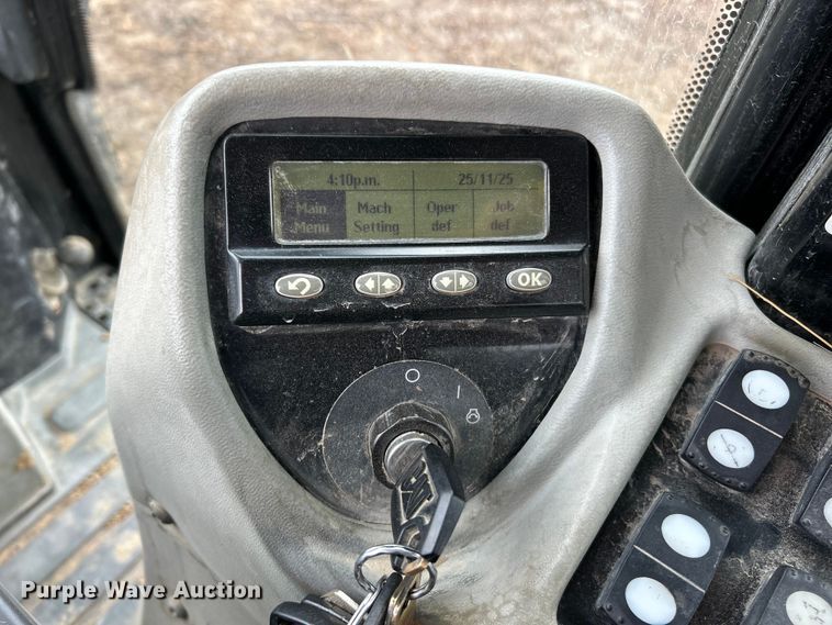 image for item ET6716 2015 Caterpillar 953D track loader