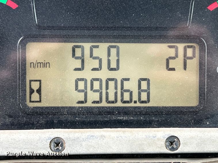 image for item ET6716 2015 Caterpillar 953D track loader