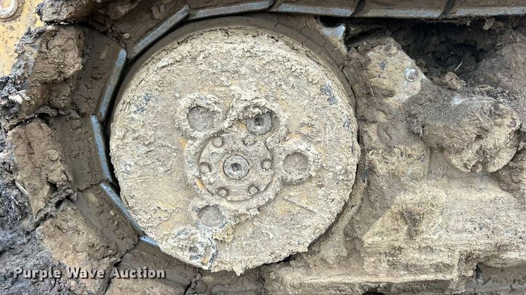 image for item ET6716 2015 Caterpillar 953D track loader