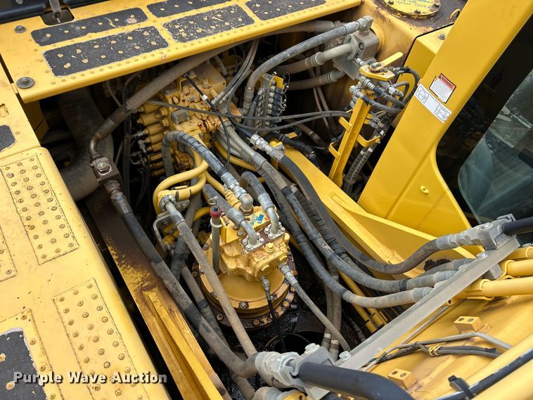 image for item ET6717 2016 Komatsu PC360LC-11 excavator