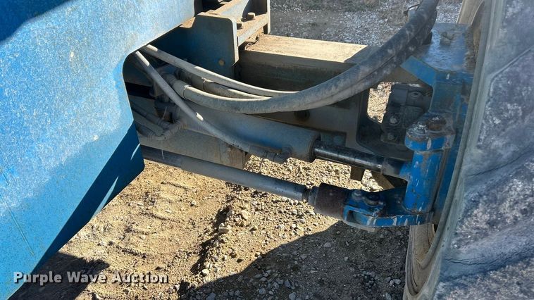 image for item ET6725 2002 Genie S80 boom lift