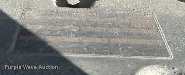 image for item ET6725 2002 Genie S80 boom lift