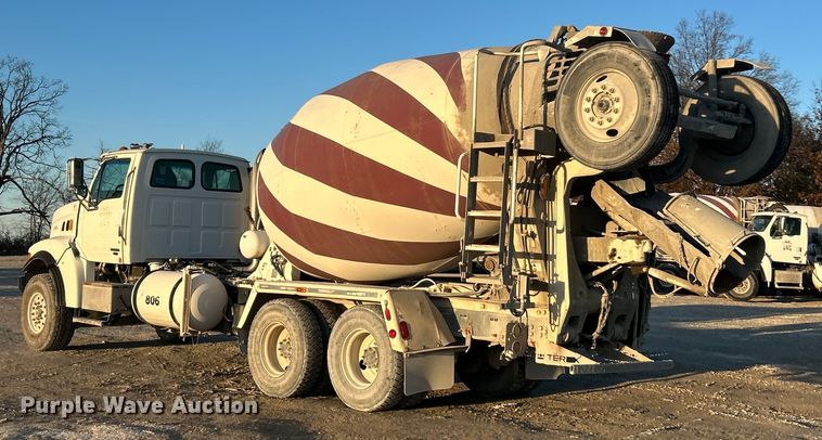 image for item ET6726 2007 Sterling L-Line ready mix truck