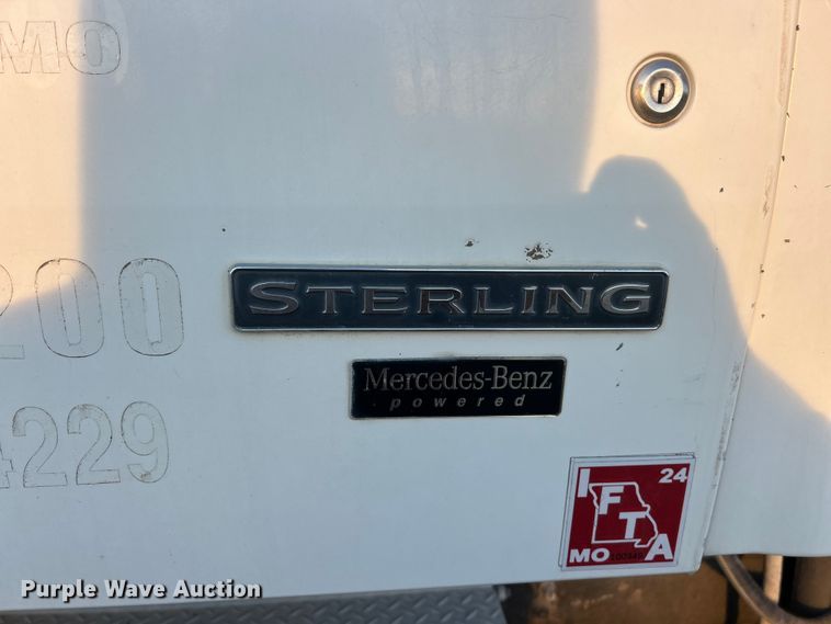 image for item ET6726 2007 Sterling L-Line ready mix truck