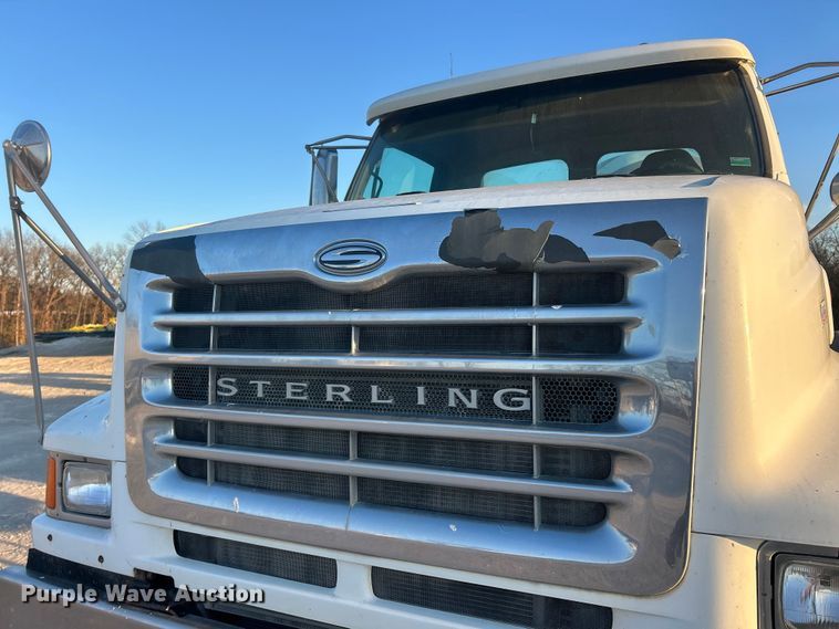 image for item ET6726 2007 Sterling L-Line ready mix truck