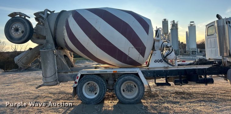 image for item ET6726 2007 Sterling L-Line ready mix truck