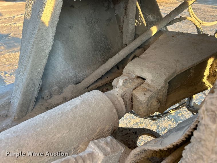 image for item ET6726 2007 Sterling L-Line ready mix truck