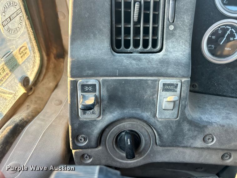 image for item ET6726 2007 Sterling L-Line ready mix truck