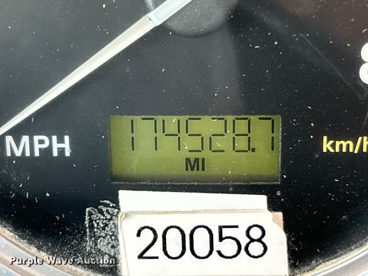 image for item ET6726 2007 Sterling L-Line ready mix truck