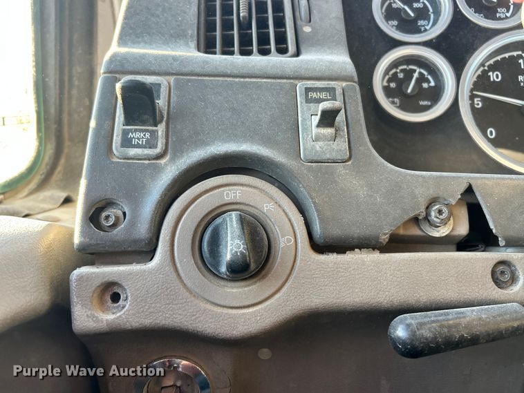 image for item ET6727 2006 Sterling L-Line ready mix truck