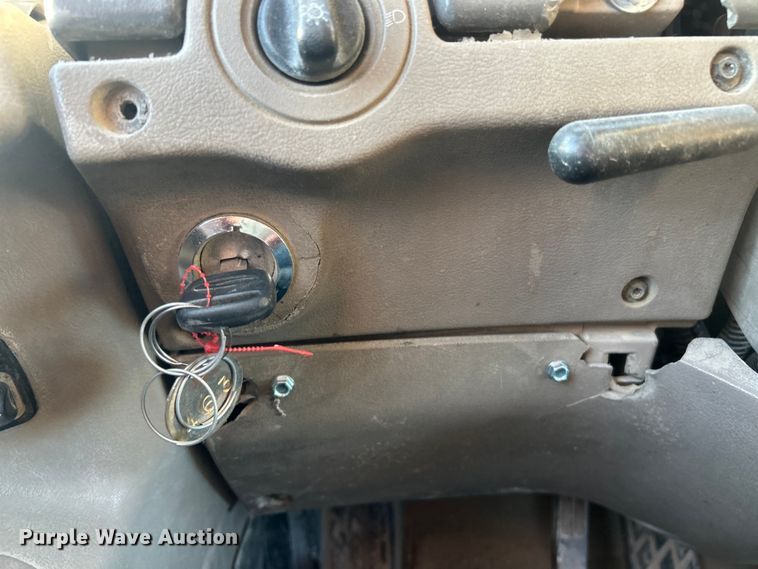 image for item ET6727 2006 Sterling L-Line ready mix truck