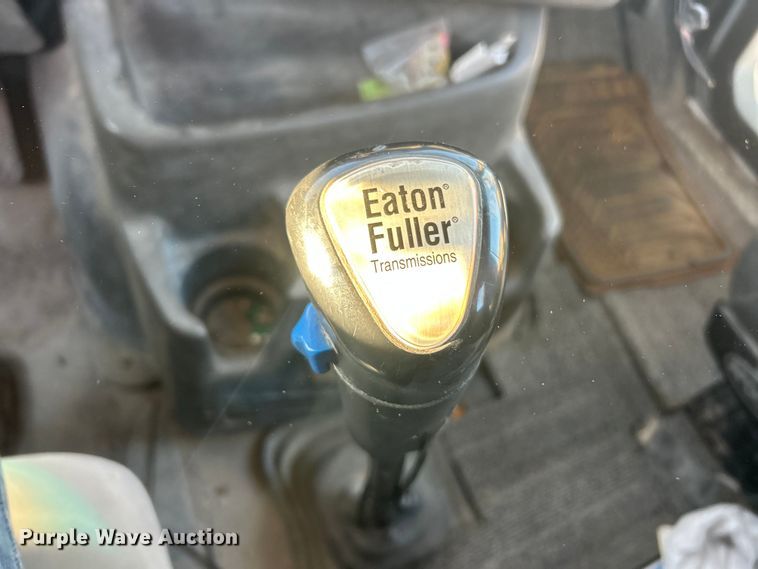 image for item ET6727 2006 Sterling L-Line ready mix truck