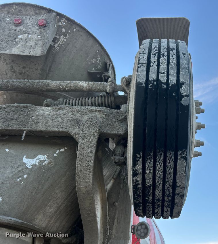 image for item ET6727 2006 Sterling L-Line ready mix truck