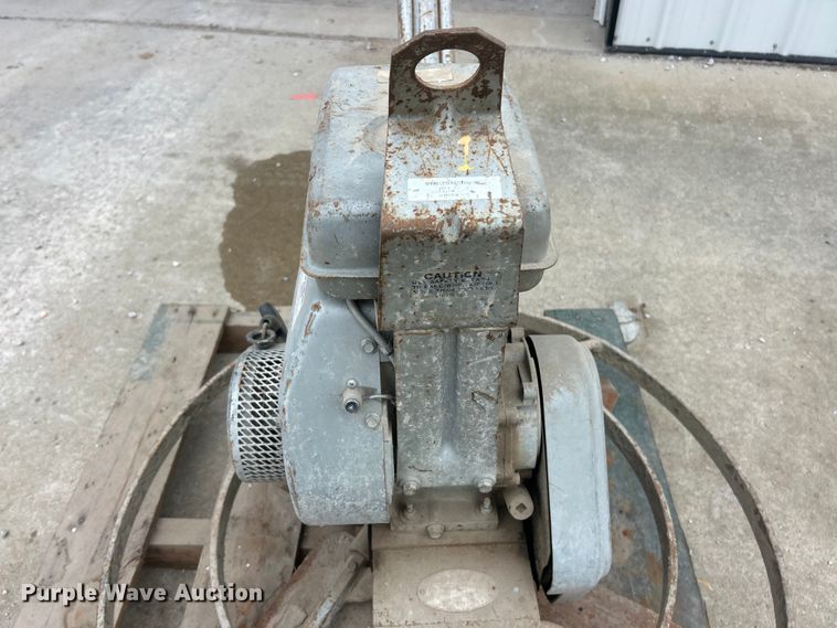 image for item ET6735 Best CF364 power trowel