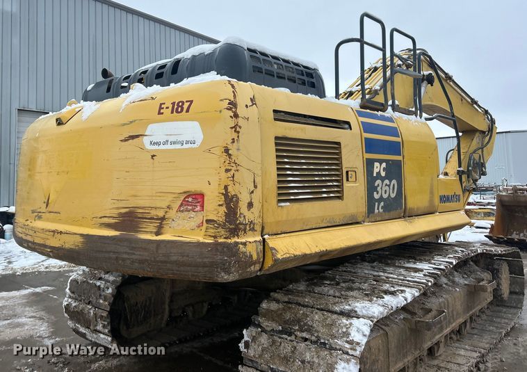 image for item ET6743 2014 Komatsu PC360LC-10 excavator
