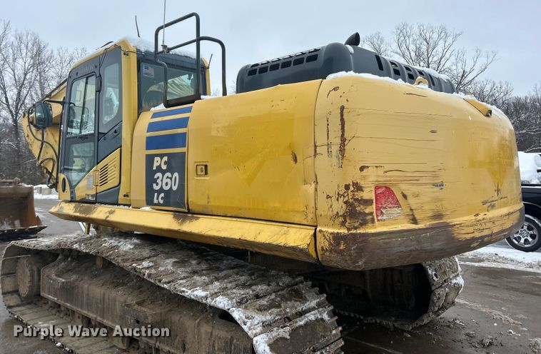 image for item ET6743 2014 Komatsu PC360LC-10 excavator