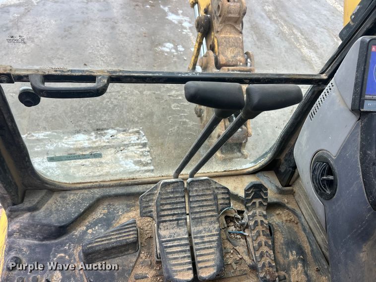 image for item ET6743 2014 Komatsu PC360LC-10 excavator