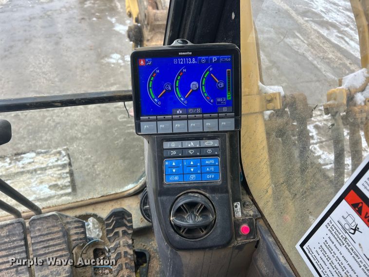 image for item ET6743 2014 Komatsu PC360LC-10 excavator