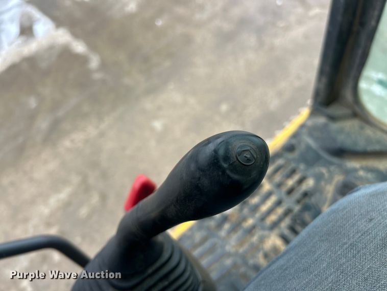 image for item ET6743 2014 Komatsu PC360LC-10 excavator