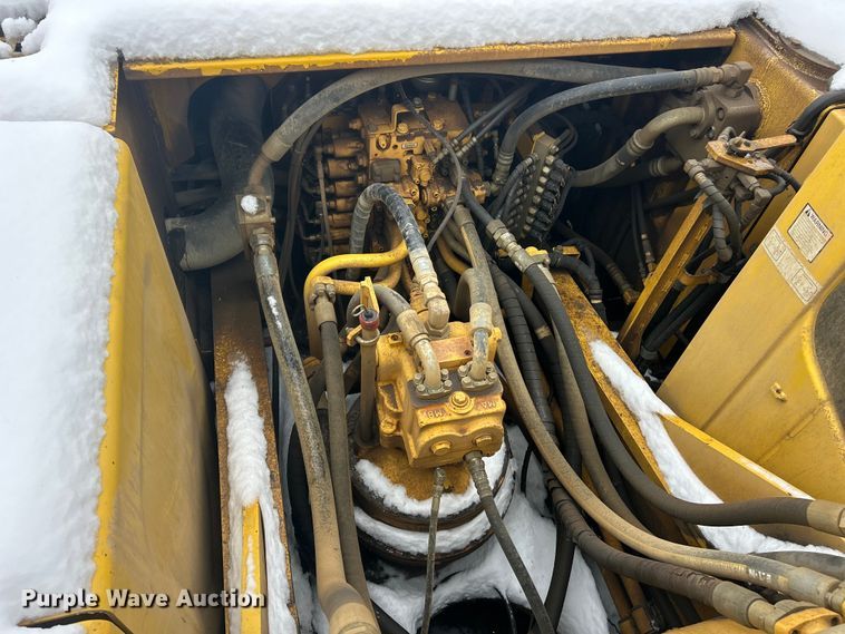 image for item ET6743 2014 Komatsu PC360LC-10 excavator