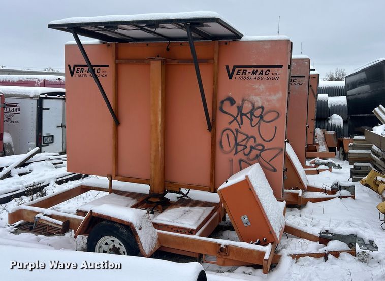 image for item ET6744 (6) Ver-Mac message board trailer