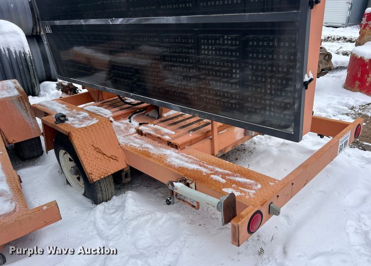 image for item ET6744 (6) Ver-Mac message board trailer