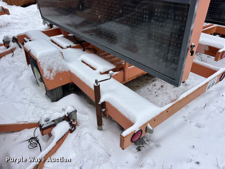 image for item ET6744 (6) Ver-Mac message board trailer