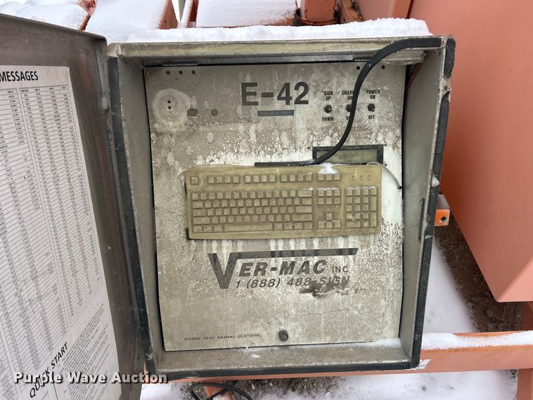 image for item ET6744 (6) Ver-Mac message board trailer