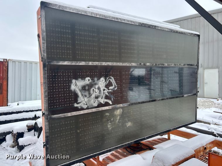 image for item ET6744 (6) Ver-Mac message board trailer